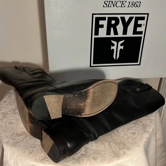 FRYE MELISSA BUTTON RIDER SIZE 8 - Picture 3 of 5